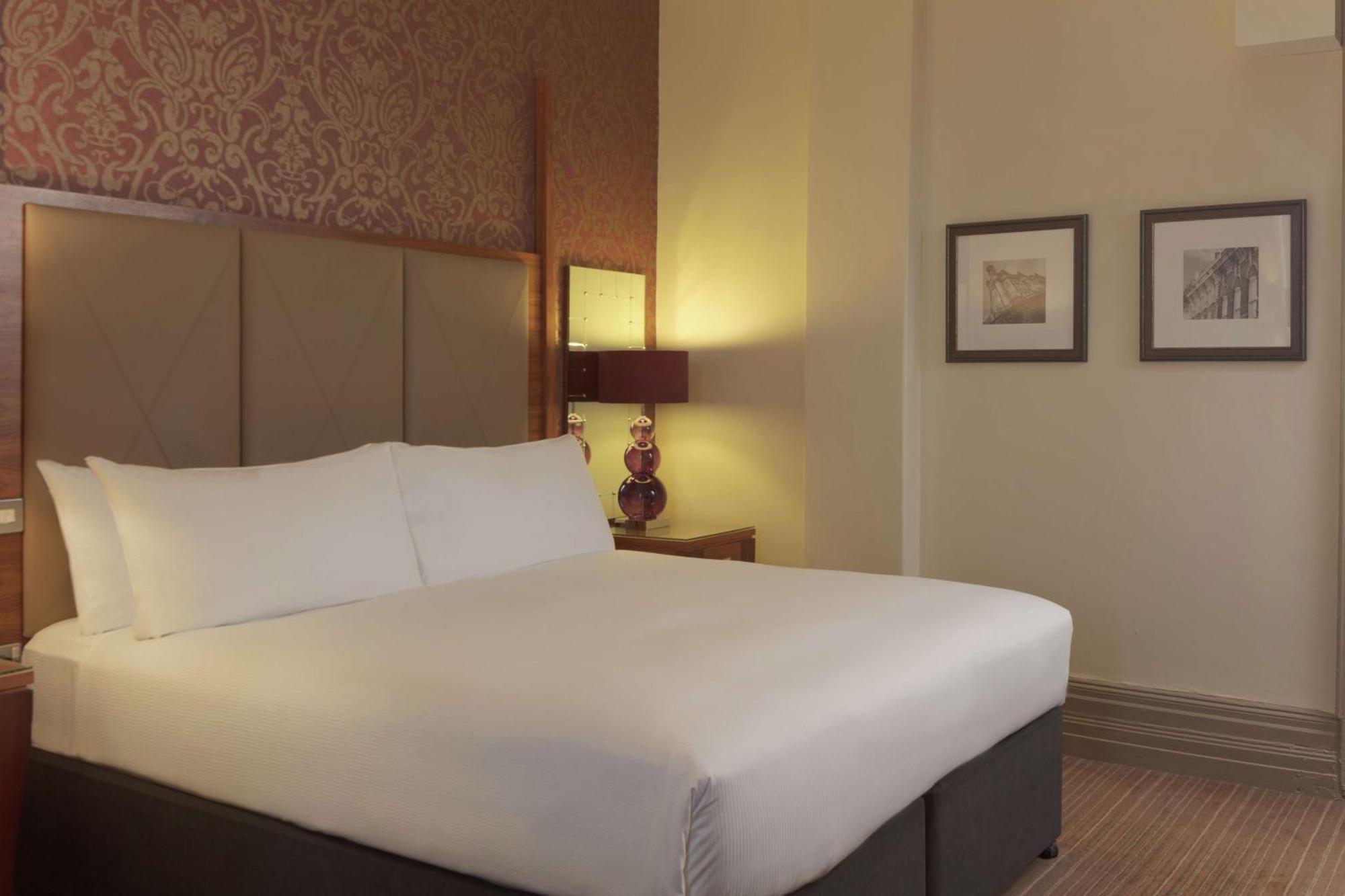 Doubletree By Hilton Harrogate Majestic Hotel & Spa מראה חיצוני תמונה